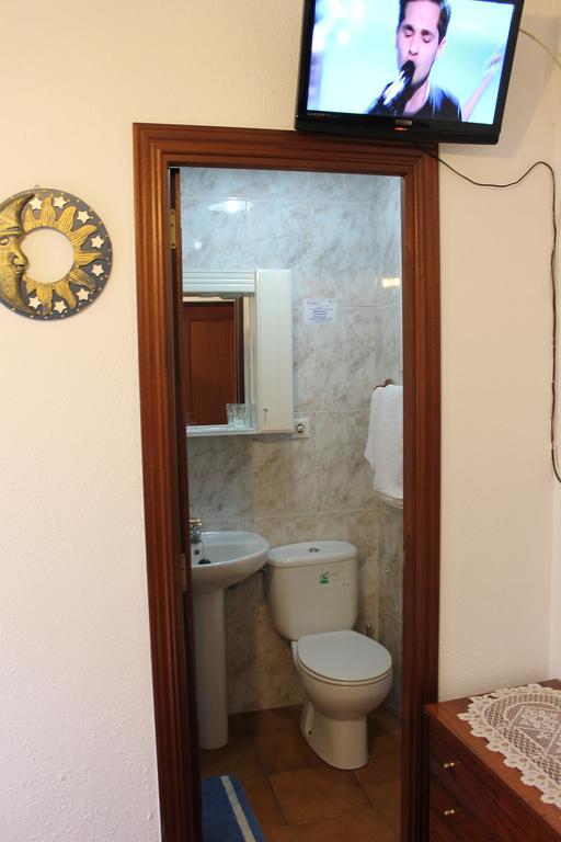 Hostal Xucar Madrid Chambre photo